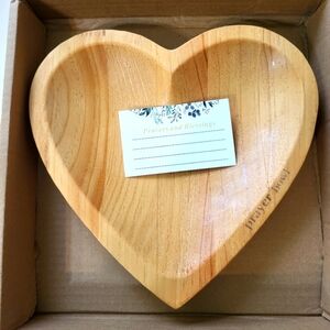 Heart-Shaped Prayer Wooden Bowl New